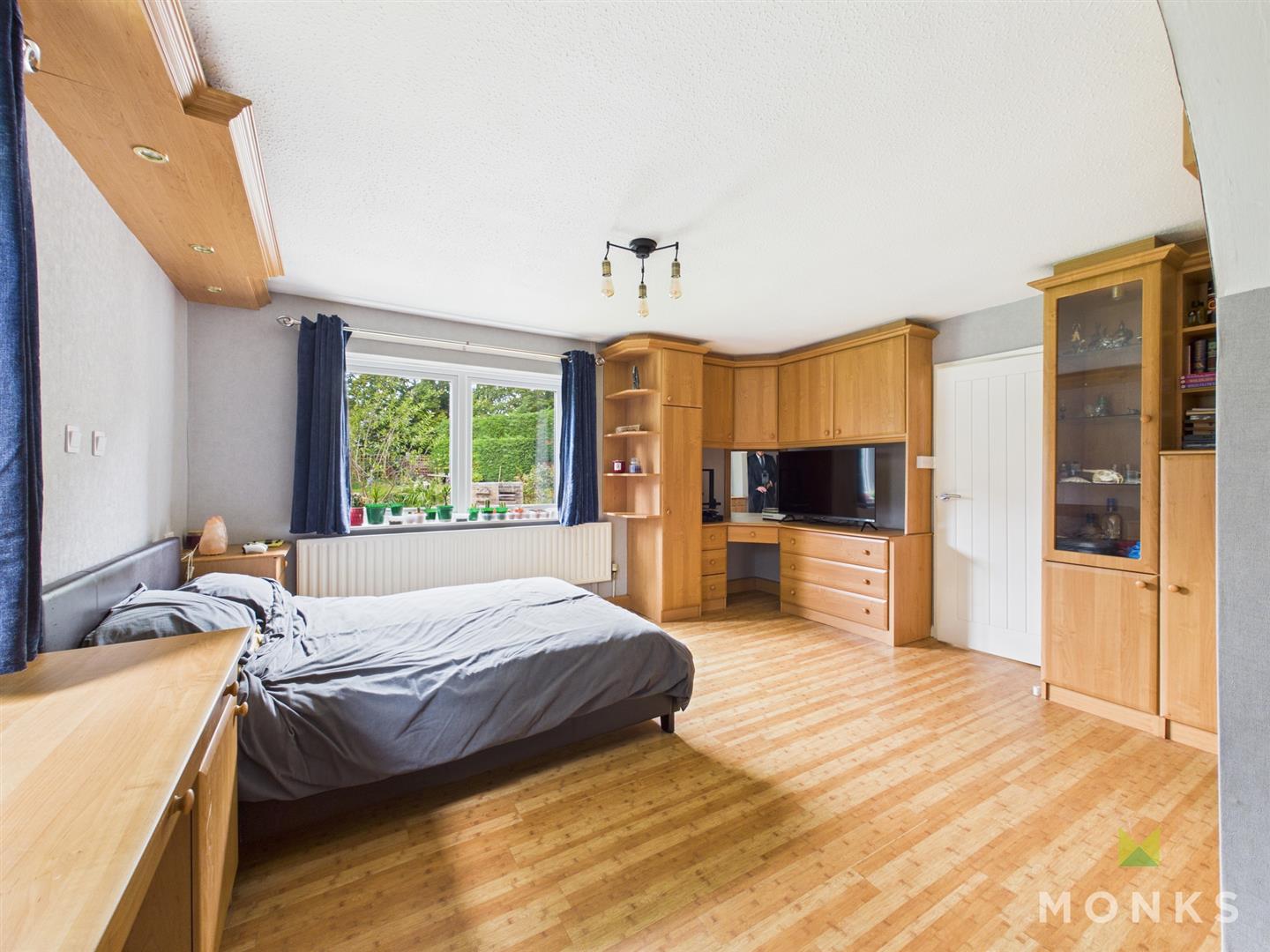 Oakdene Lowe Hill Road, Wem, SY4 5UA For Sale